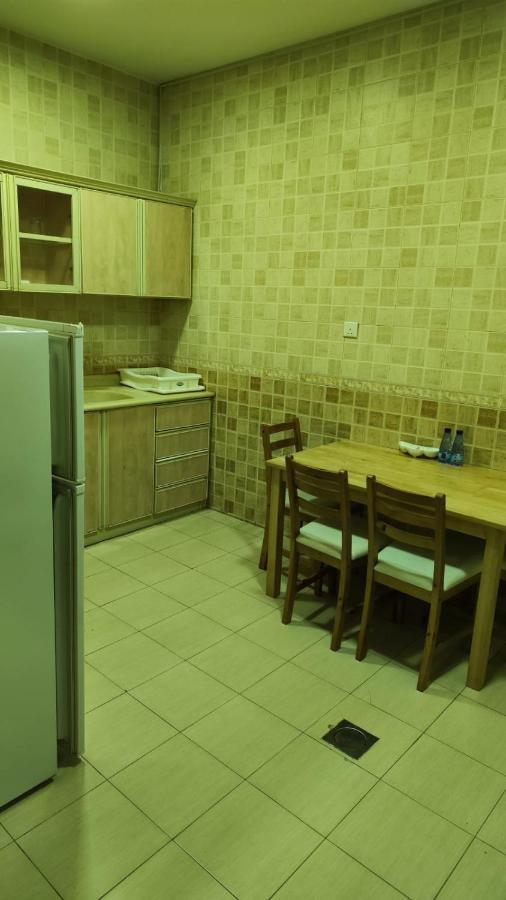 Plaza Home Ал Хубар Екстериор снимка