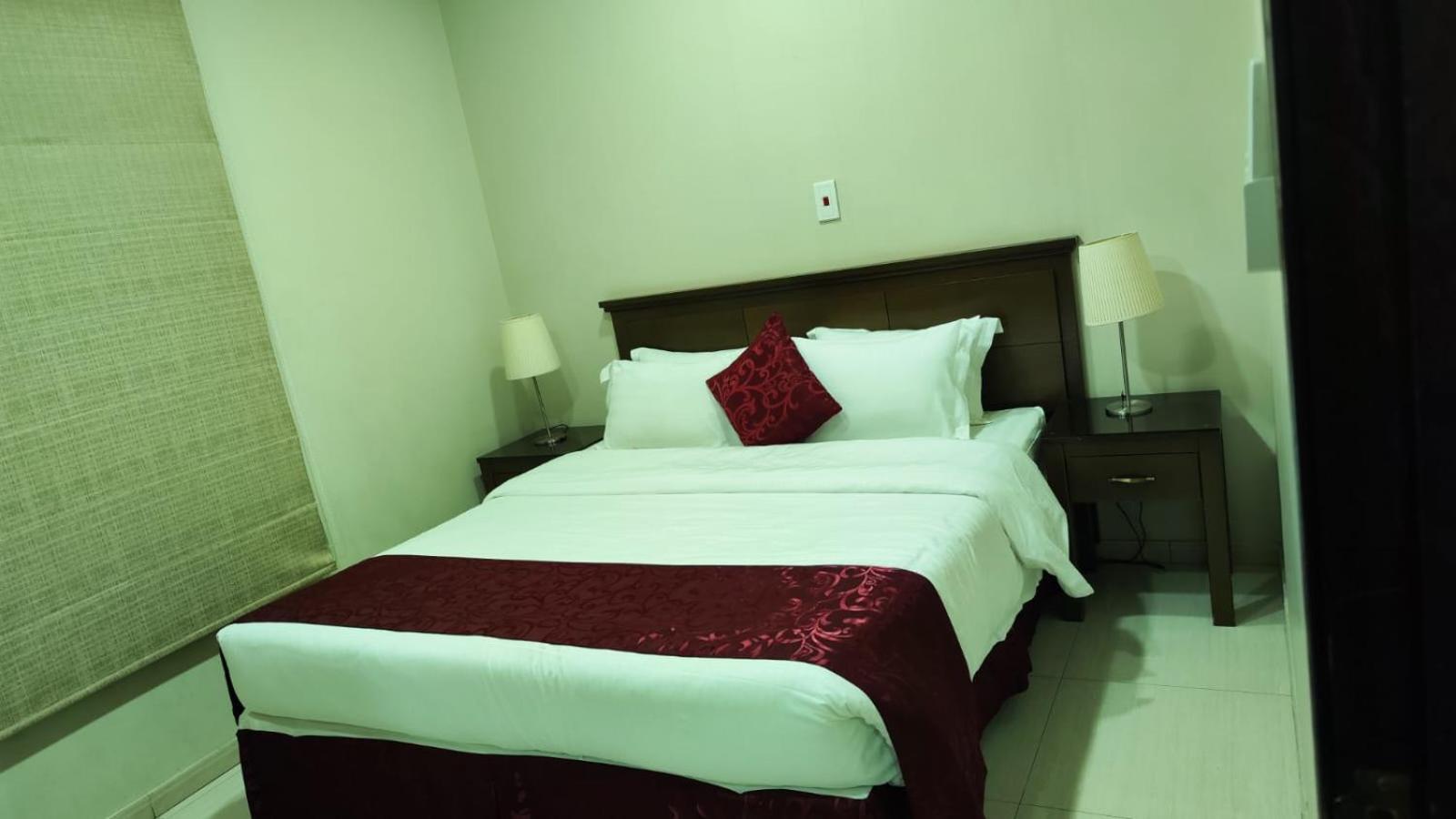 Plaza Home Ал Хубар Екстериор снимка