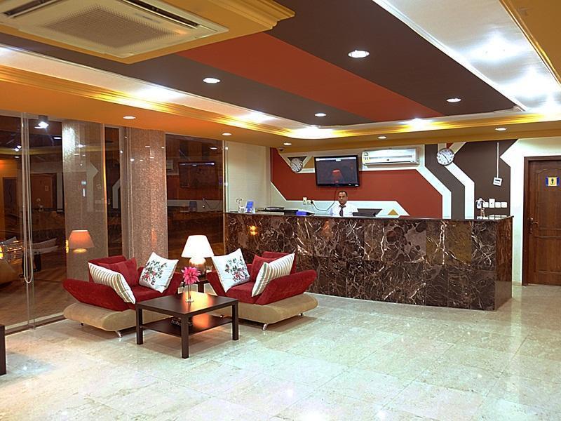 Plaza Home Ал Хубар Екстериор снимка