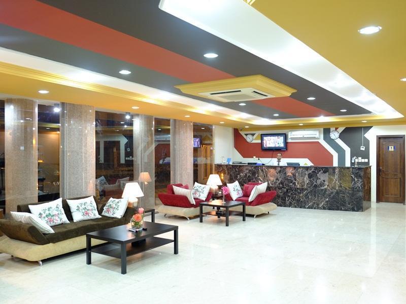 Plaza Home Ал Хубар Екстериор снимка